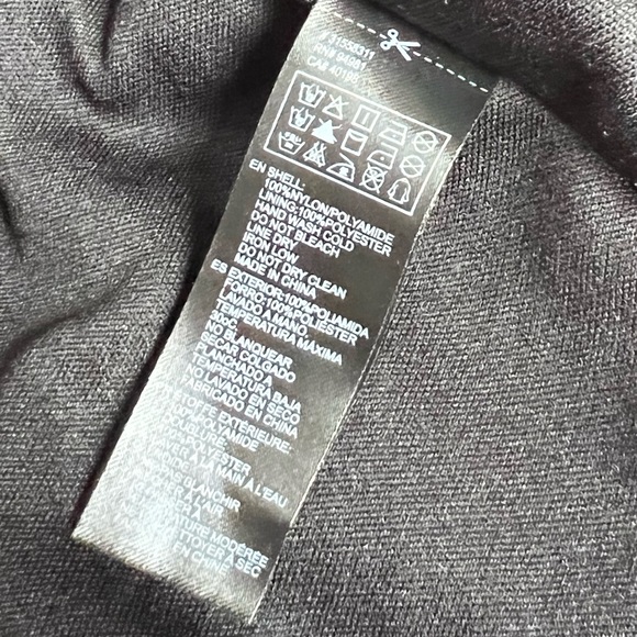 Forever 21 small Women’s peplum sequins black blouse side cut outs zip back EUC - Picture 10 of 11